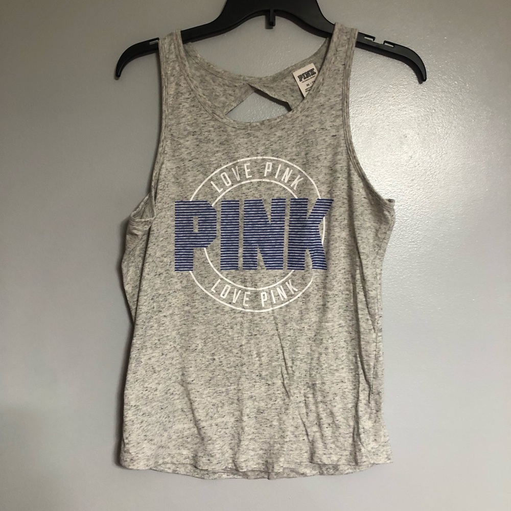 XS pink workout top with open back 💕